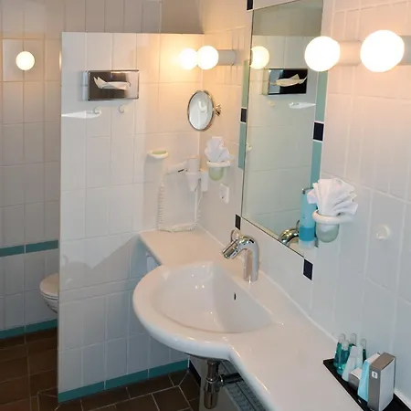 Hotel Restaurant & ****hotel Hoeerhof 4*